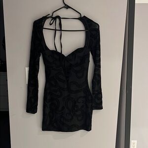 Elegant Black Long-Sleeve Dress